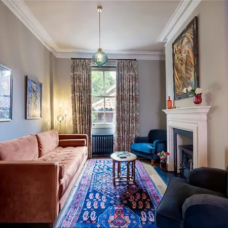 別荘 7 St Martin's Lane *